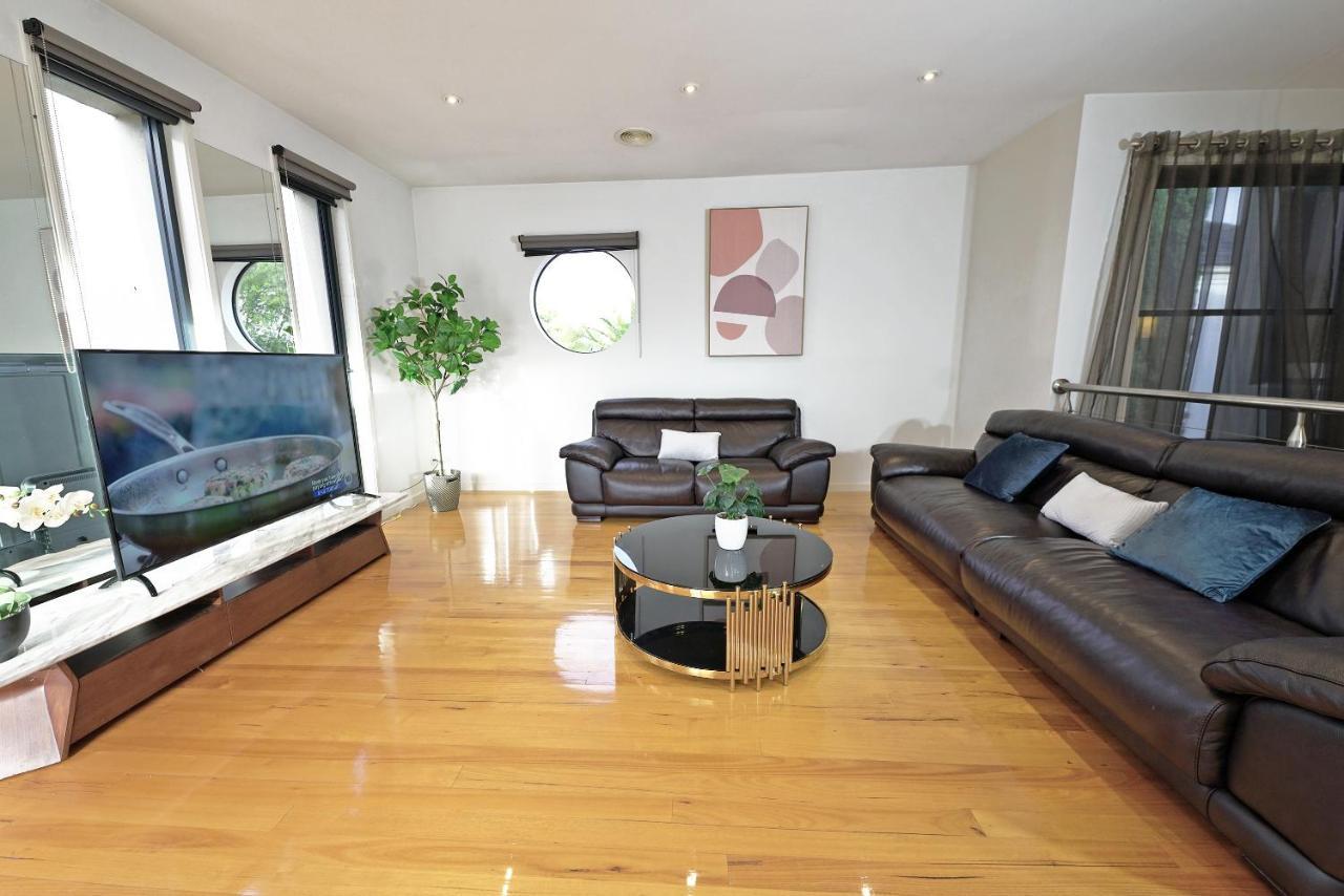 Luxury 7Brm Entire House Lakeview Blackswans Wifi Bbq Resort Point Cook Exterior foto